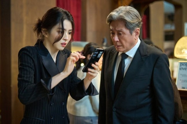 영화 인턴스틸